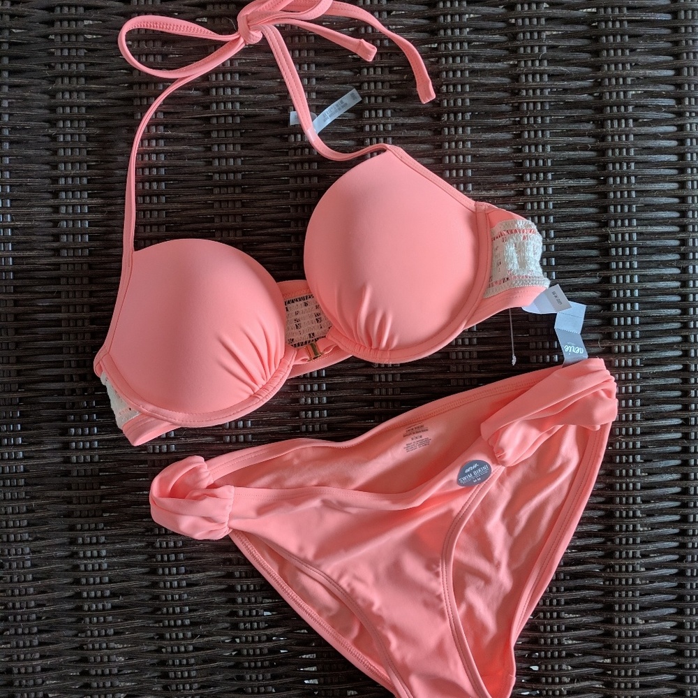Aeri Bikini